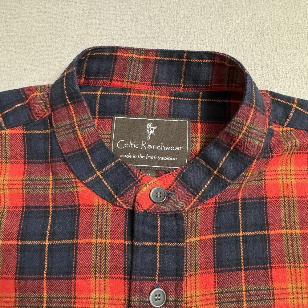 Celtic Ranchwear Shirt Mens M Red Plaid Flannel Band Collar Casual Weekend - Picture 2 of 8